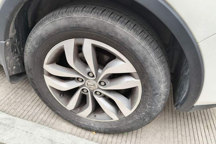 Used BAIC Senova X65 2015 2.0T Automatic Elite Model