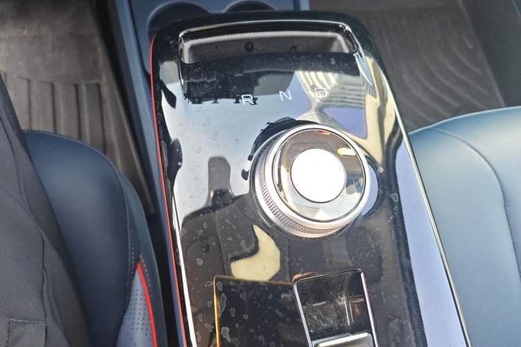 Used Geometry E Firefly 2023 320KM Cute & Handsome Tiger 5 Seats
