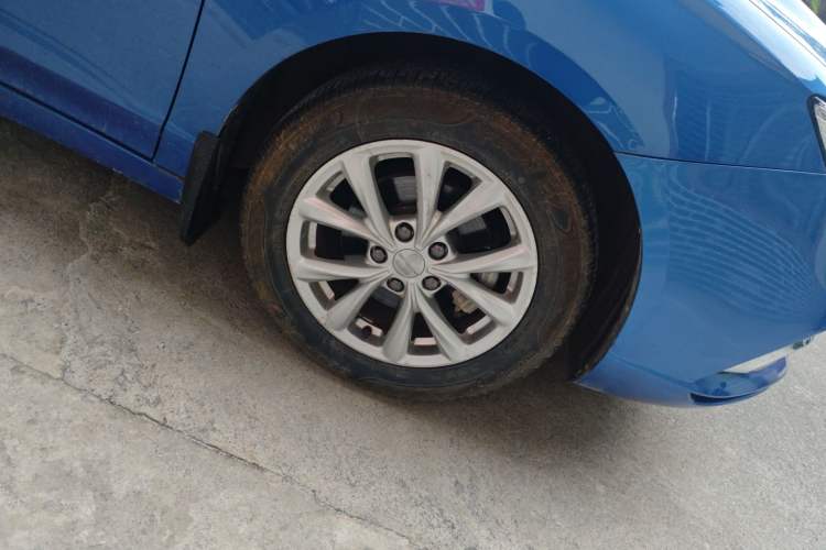 Used Roewe i5 2019 1.5L Automatic 4G Connected Langyue Edition
