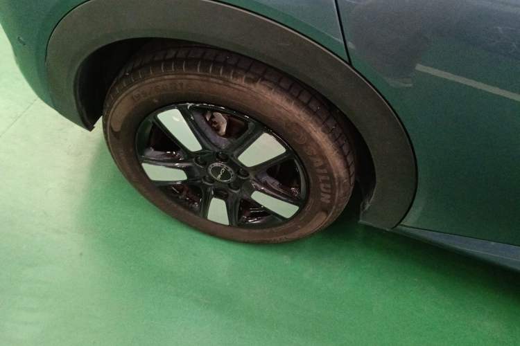 Used BYD Dolphin 2025 Intelligent Driving Version 410 km Fashion Edition
