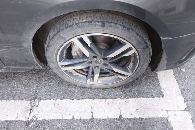 Used Audi A4L 2022 40 TFSI Luxury Dynamic Model