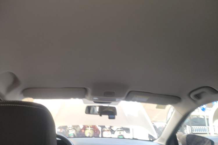 Used Roewe i5 2020 1.5L Manual 4G Connect Luxury Edition
