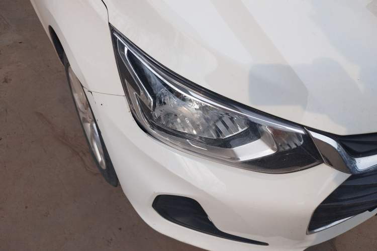 Used Chevrolet Cavalier 2020 325T Automatic Enjoyment Edition Right Front Headlight