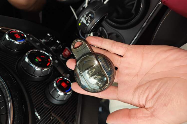 Used MINI Countryman 2017 1.5T COOPER Explorer Vehicle Key