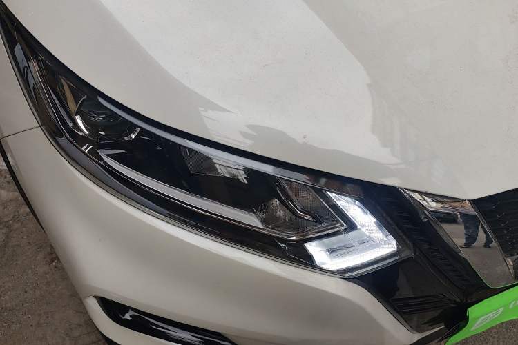 Used Nissan Qashqai 2023 Classic 2.0L CVT XV Comfort Edition
