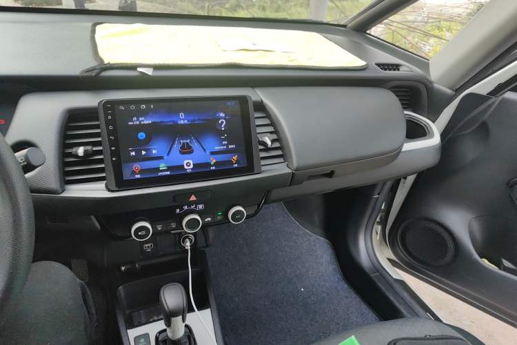 Used Honda Fit 2021 1.5L CVT Trend Edition Audio And AC Panel