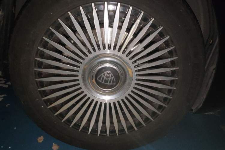 Used Mercedes-Benz Vito 2021 2.0T Business Version 7 Seats Right Front Wheel Hub