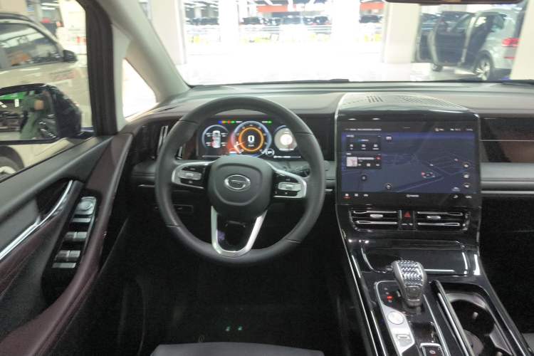 Used GAC Trumpchi M8 2024 Master Series 400T Prestige Edition