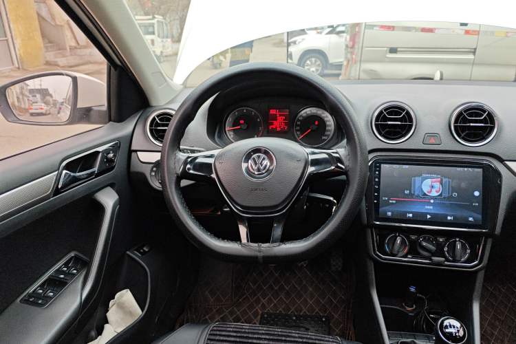 Used Volkswagen Jetta 2017 1.5L Manual Comfort Model