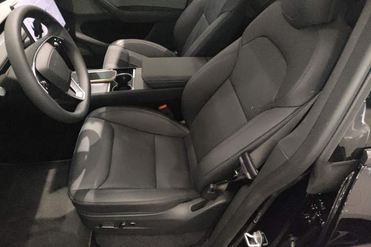 Used Tesla Model Y 2026 Rear-Drive Model
