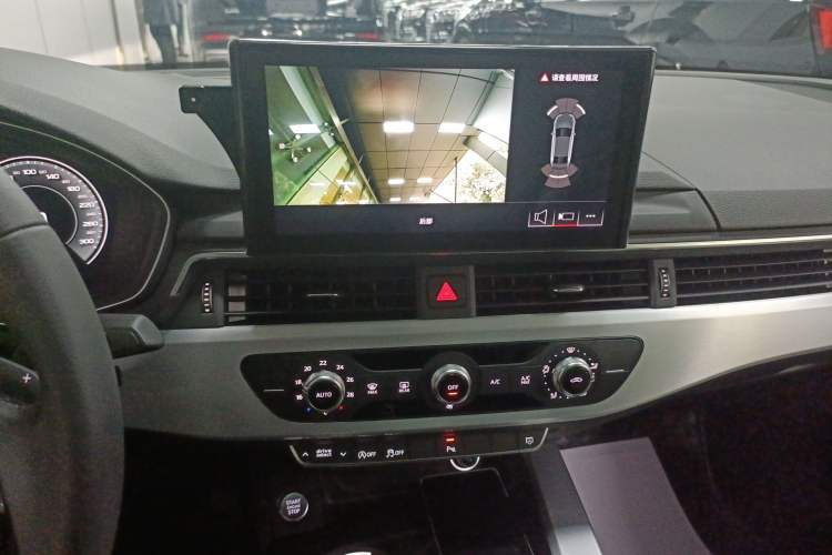 Used Audi A4L 2024 40 TFSI Fashion Dynamic Model Audio And AC Panel