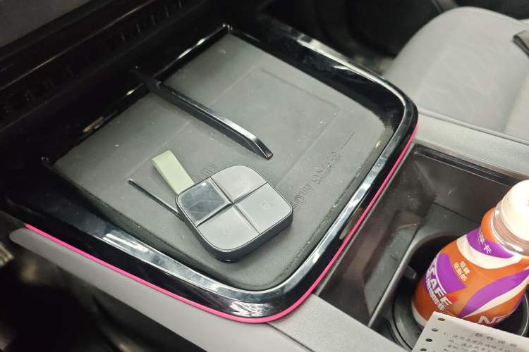 Used Lynk & Co 08 EM-P 2023 120km Long-Range Halo
