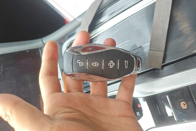 Used Hongqi H6 2024 2.0T ZhiMei Edition