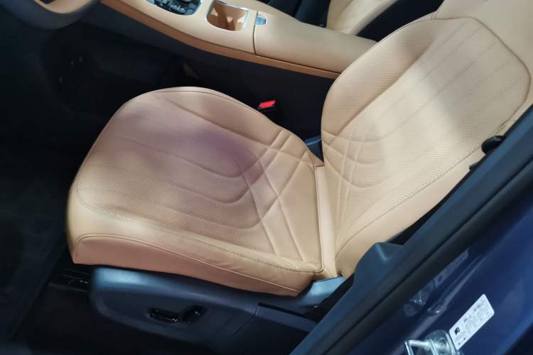 Used Geely Galaxy Xingjian 7 EM-i 2025 120km Flagship Edition