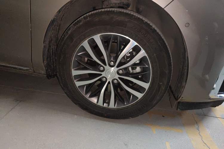 Used Buick GL8 2023 ES Lu Zun Deluxe Model
