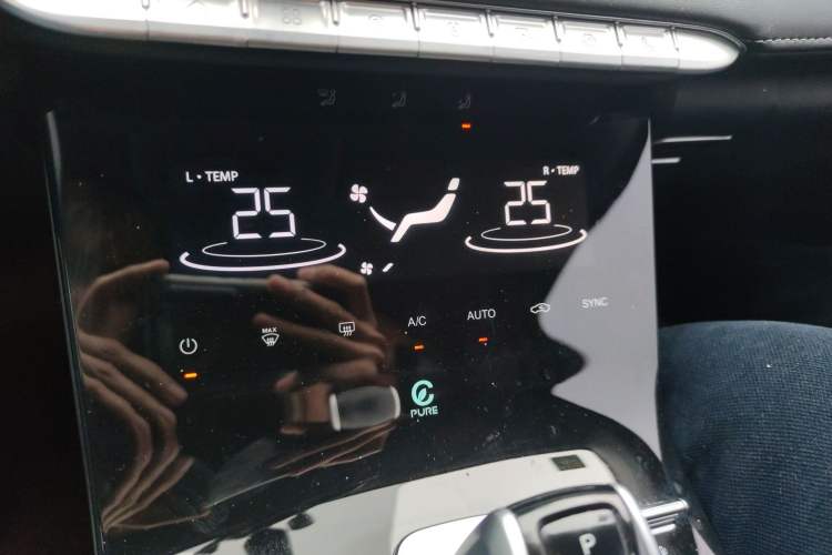 Used Chery Tiggo 8 PLUS 2022 290TGDI DCT Haoting Edition