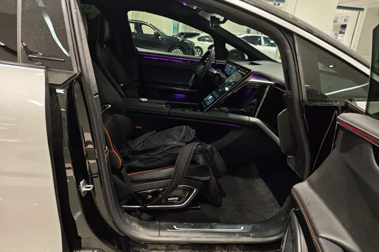 Used HiPhi X 2021 Founder Edition 6-seater
