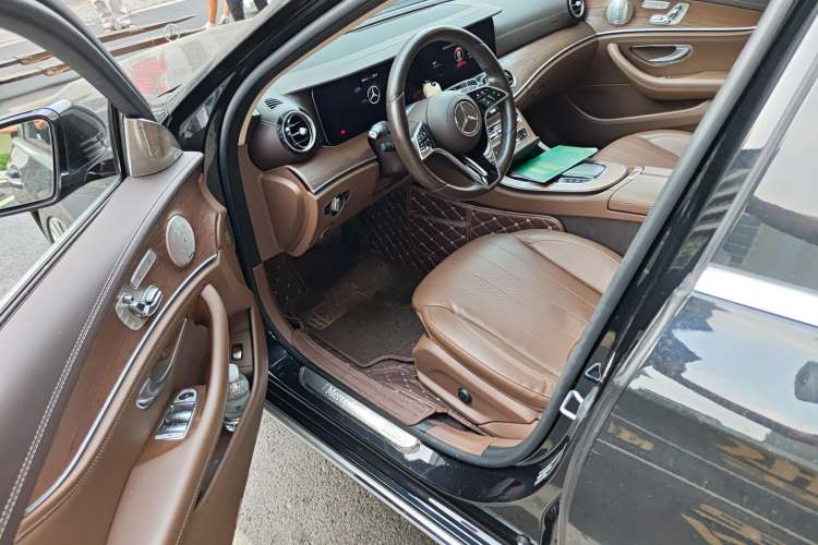 Used Mercedes-Benz E-Class 2021 Restyled E 300 L Luxury Edition
