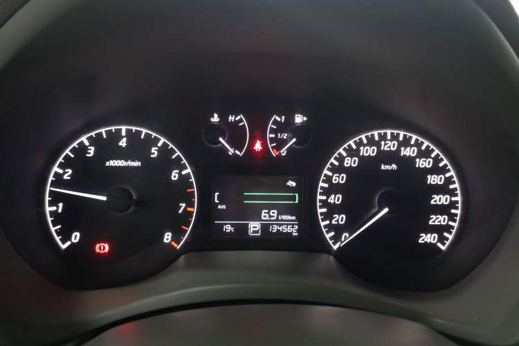 Used Nissan Sylphy 2014 1.6XV CVT Deluxe Edition