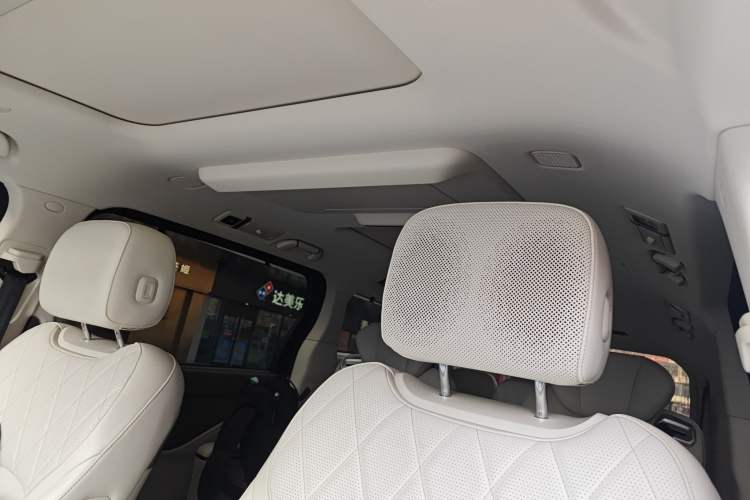 Used Wey Gaoshan 2025 Model Four-Wheel Drive Gao Shan 7 Headliner