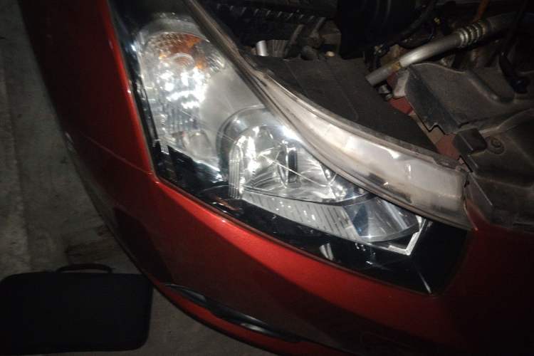 Used Chevrolet Cruze 2012 1.8L SE AT Right Front Headlight