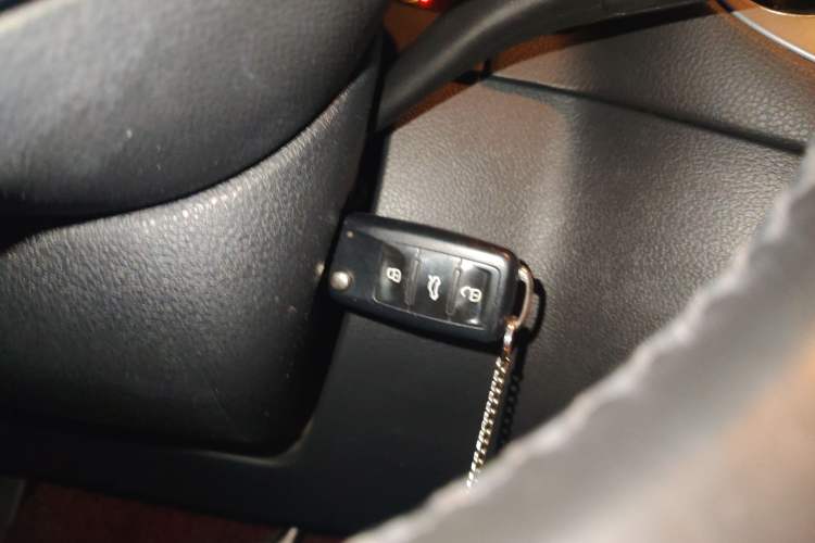 Used Volkswagen Tiguan 2012 1.8TSI Automatic All-Wheel Drive Elite Edition Vehicle Key