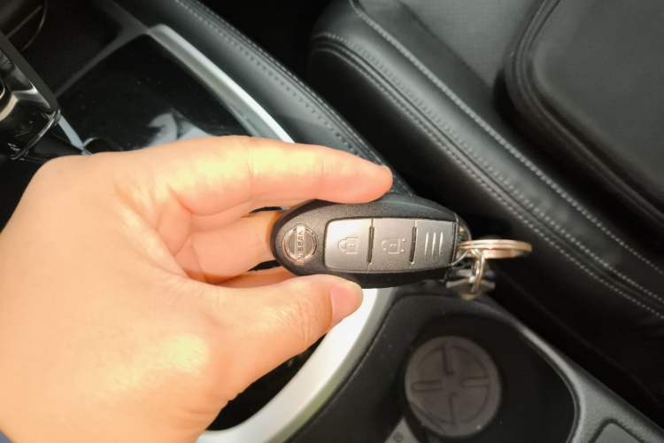 Used Nissan X-Trail 2019 2.0L CVT Smart Connect Comfort Edition 2WD
