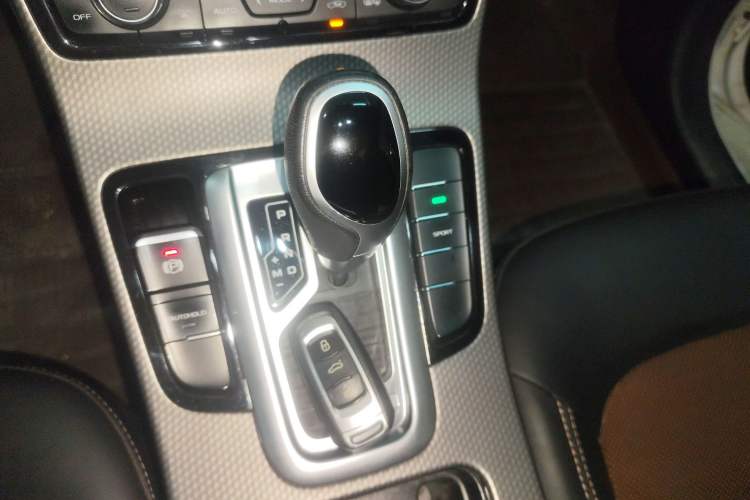 Used Geely Auto Emgrand GS 2017 Sport Edition 1.3T Automatic Smart Connectivity Model