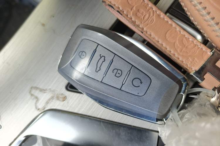 Used Geely Auto Coolray 2021 1.4T DCT Platinum Edition Vehicle Key