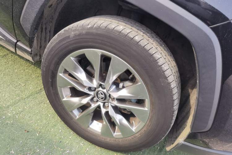 Used Toyota Wildlander 2023 2.0L CVT Two-Wheel Drive Leading Edition