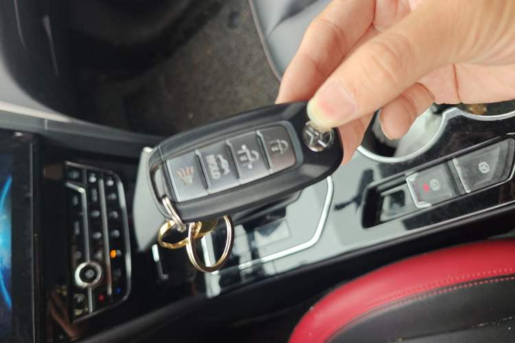 Used Venucia D60 2019 100 000 Honor 1.6L XL CVT Chenku Edition China V Standard Vehicle Key