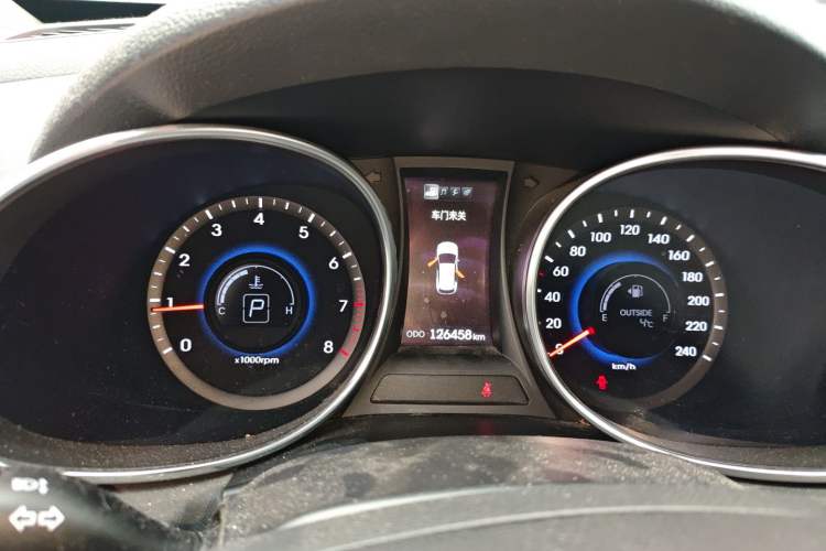 Used Hyundai Santa Fe 2013 2.4L Automatic 2WD Comfort Edition