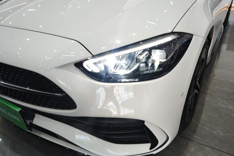 Used Mercedes-Benz C-Class 2024 Second Facelift C 260 L Starry Night Sport Edition
