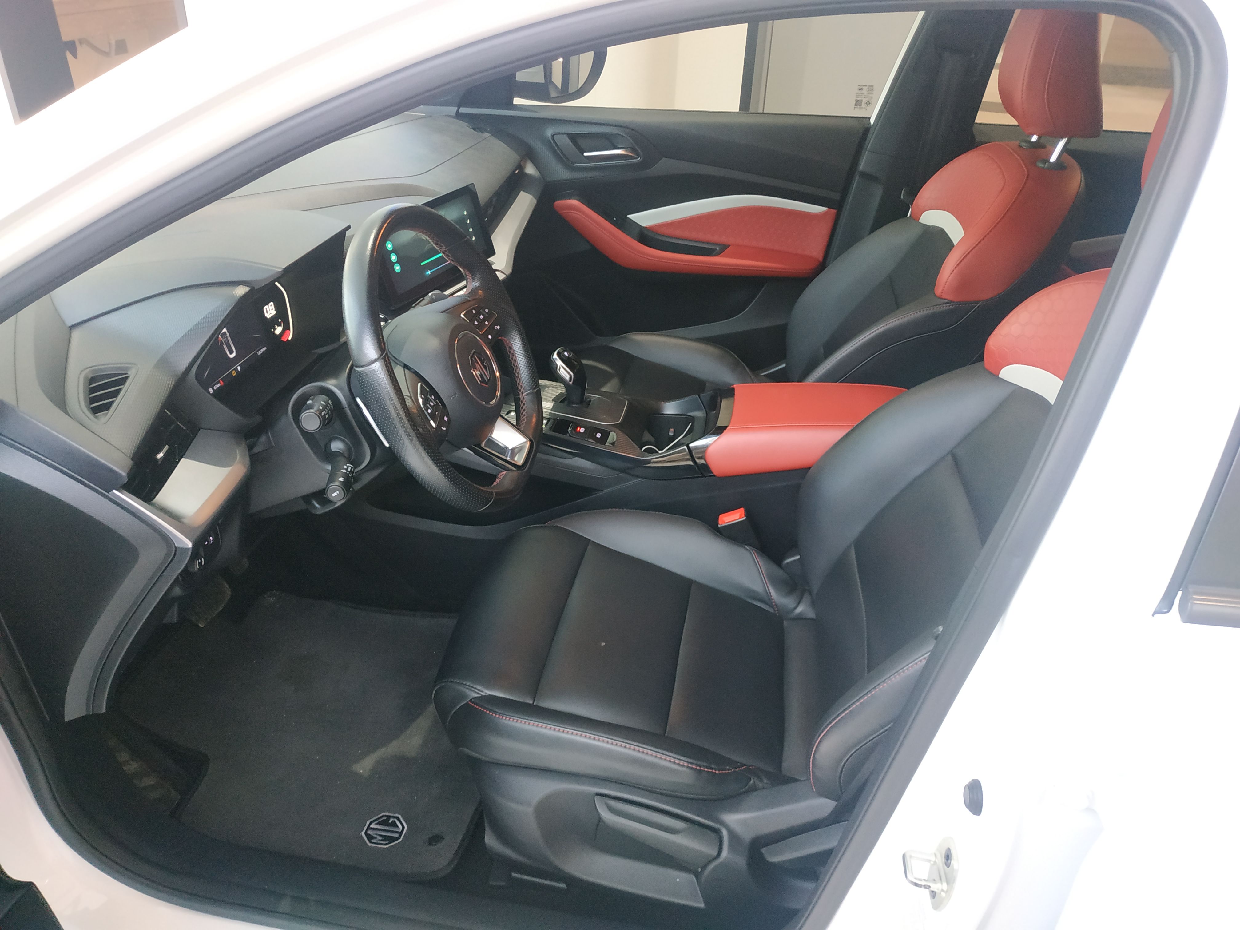 MG 5 2021 Revised 300TGI DCT Qingshè Luxurious Enjoyment Edition — снимка 17