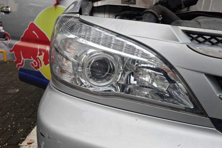 Used Jinbei Grace 2018 2.0L Express Comfort 7-Seater V19
