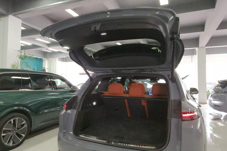 Used Li Auto L7 2025 Max Smart Refresh Edition
