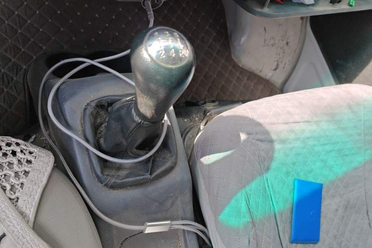 Used Jinbei Hiace X30 CNG 2023 1.5L Natural Gas Super-Enjoyment Van 2/5 Seats No Air Conditioning SWCC15M Gear Lever