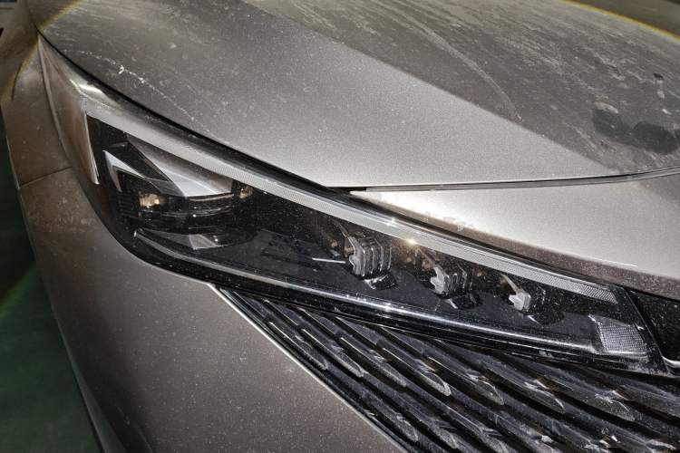 Used Roewe RX5 2023 1.5T Prestige Sliding-Screen Version