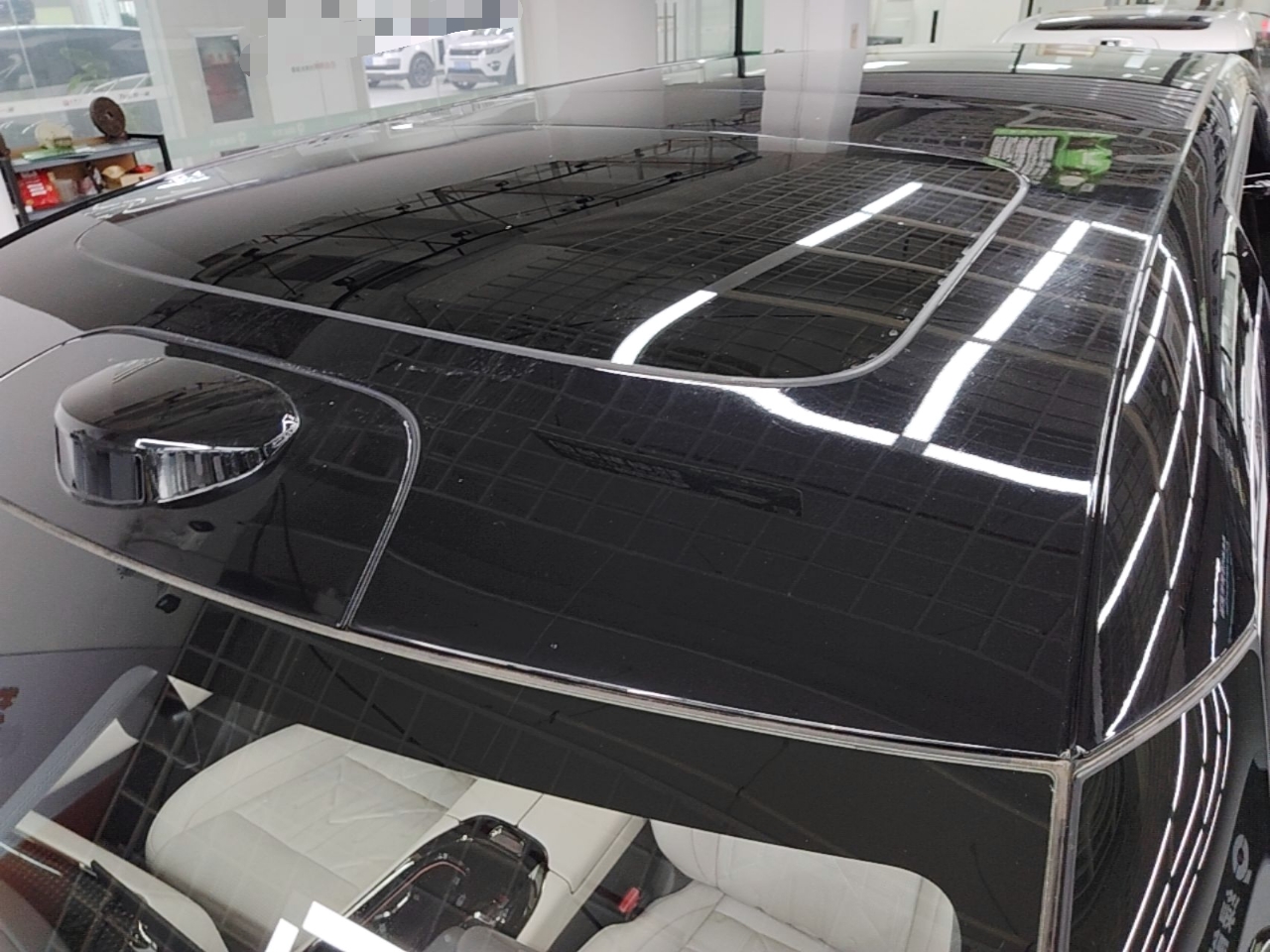 Zeekr 009 2024 Six-Seat Executive Version 4WD 108 kWh — снимка 7