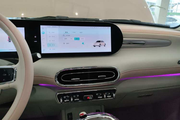 Used ORA Ballet Cat 2022 401 km Nutcracker Edition