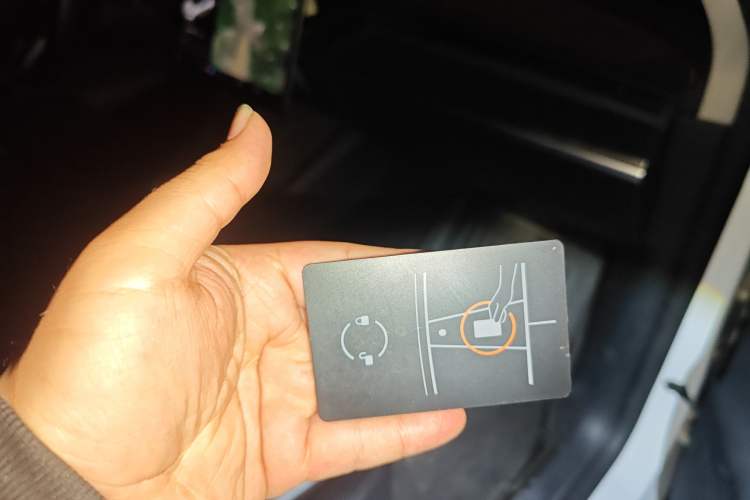 Used Tesla Model Y 2021 Long-Range All-Wheel-Drive Version