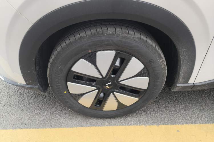 Used Wuling Bingo S 2025 Model 325km Deluxe Edition
