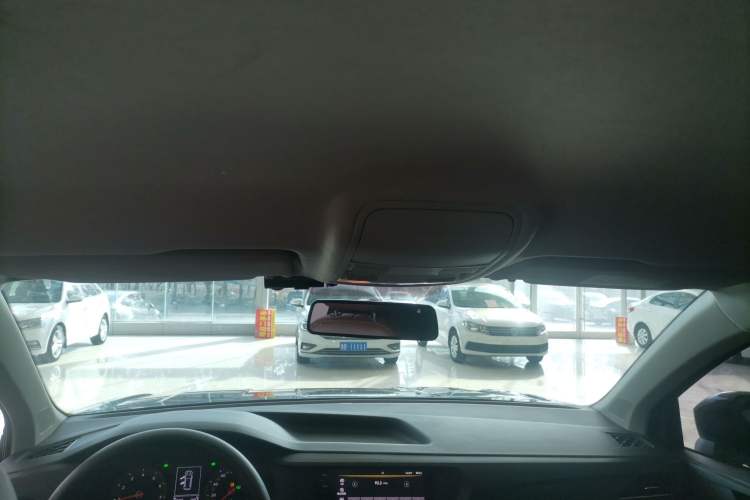 Used Volkswagen Tharu 2021 280TSI Two-Wheel Drive Trend Edition Headliner