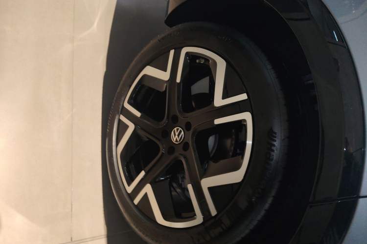 Used Volkswagen Talagon 2026 Model 450TSI Four-Wheel Drive Flagship 6-Seater Right Rear Wheel Hub