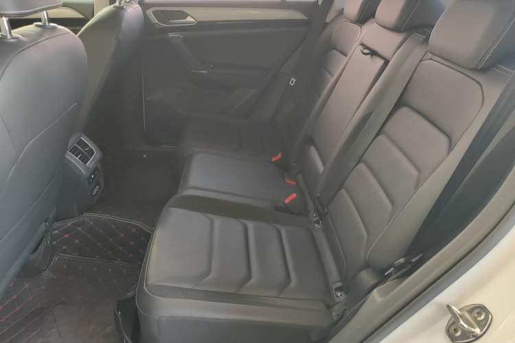 Used Volkswagen Tayron 2019 330TSI Two-Wheel-Drive Luxury Version China V Emission Standard