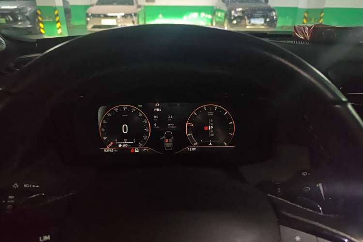 Used Lynk & Co 03 2022 2.0TD DCT JingPro
