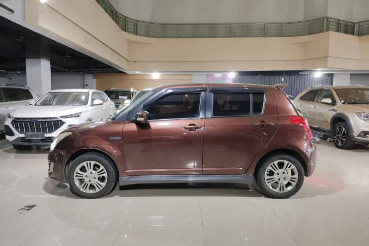 Used Suzuki Swift 2013 1.5L Automatic Standard Edition