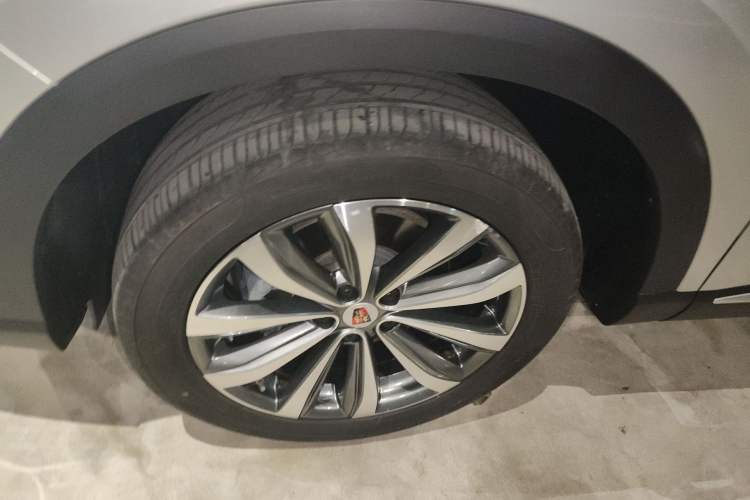 Used Roewe RX5 MAX 2019 300TGI Automatic 4G Connect Luxury Edition
