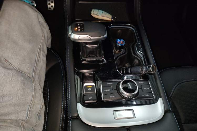 Used BAIC Off-Road BJ40 2020 2.0T Automatic Four-Wheel Drive Urban Hunter Edition Chivalrous Type
