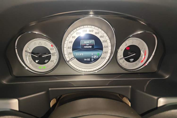 Used Mercedes-Benz GLK-Class 2014 GLK 260 4MATIC Dynamic Model
